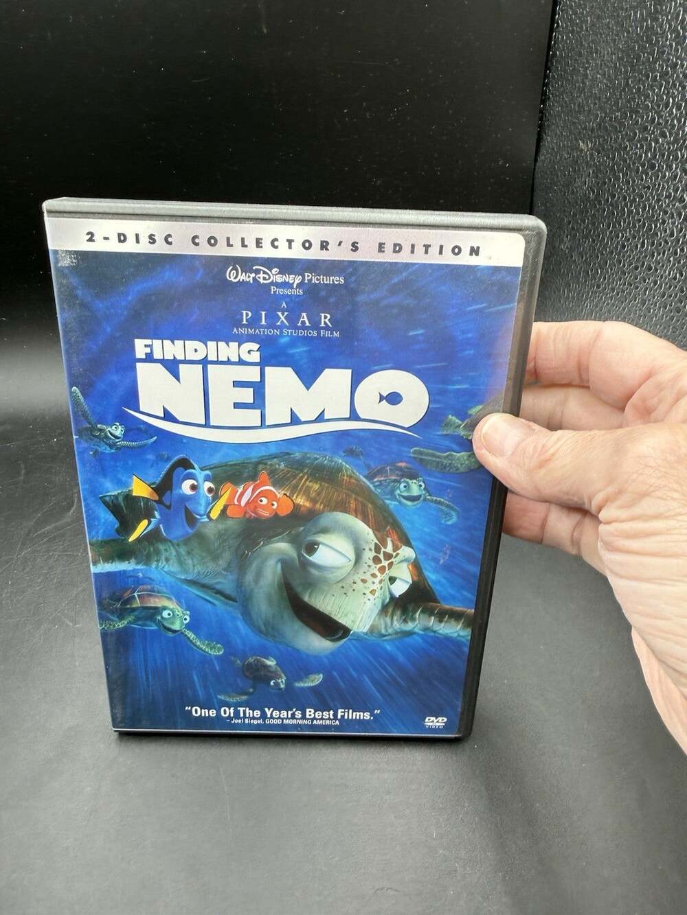 Walt Disney Pictures Presents A Pixar Finding Nemo 2 Disc Collector's Edit -4/2